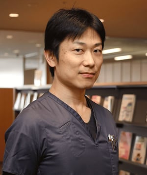 徳増先生お顔写真